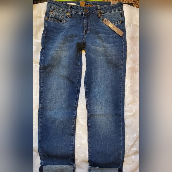NWT Kut From The Kloth Katy Boyfriend. Size 8 - Picture 3 of 9